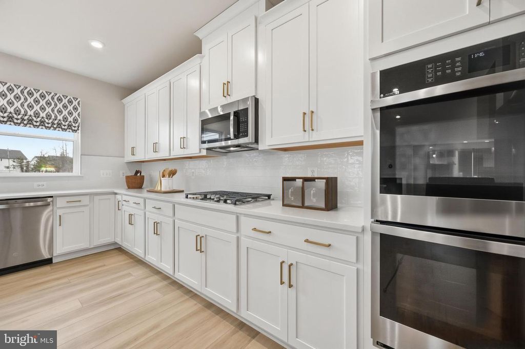 10407 HALMSTAD DR, Waldorf, MD 20603