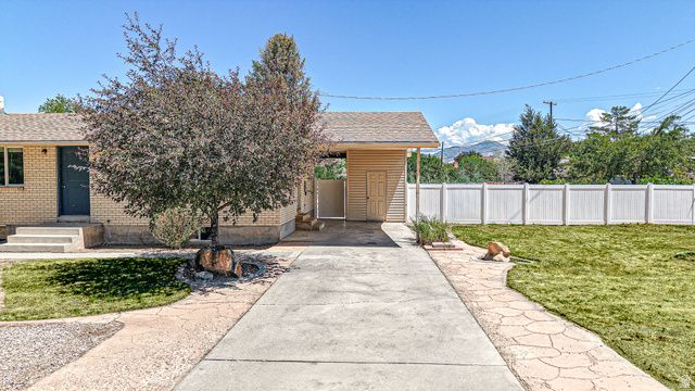 831 E CANYON RD, Spanish Fork, UT 84660