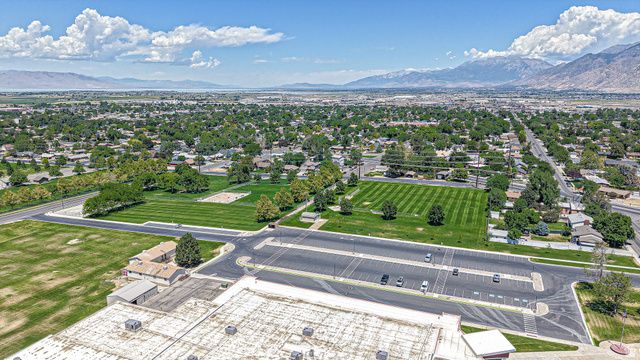 831 E CANYON RD, Spanish Fork, UT 84660