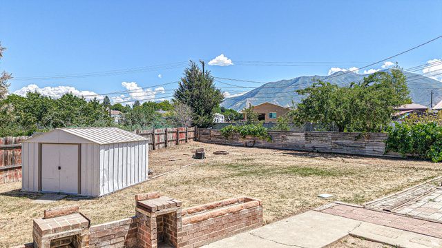 831 E CANYON RD, Spanish Fork, UT 84660