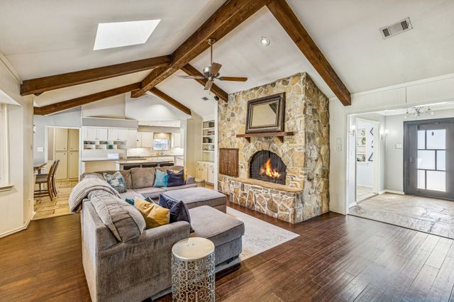 7619 Spring Valley Road, Dallas, TX 75254