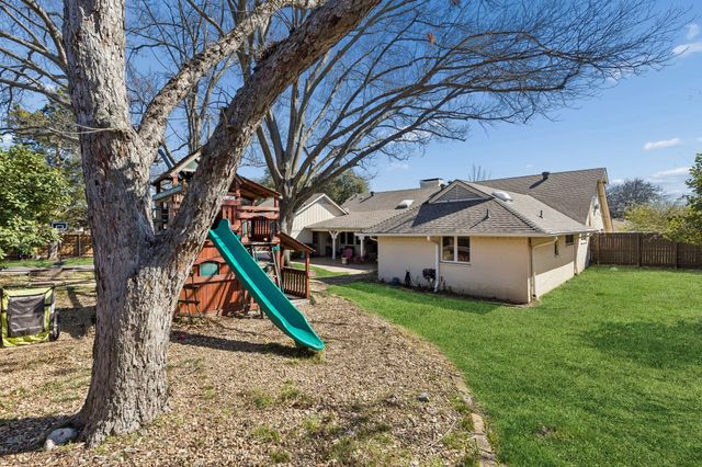 7619 Spring Valley Road, Dallas, TX 75254