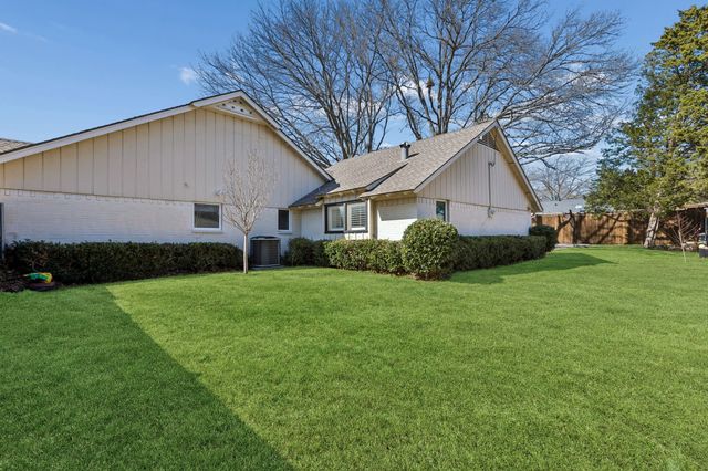 7619 Spring Valley Road, Dallas, TX 75254