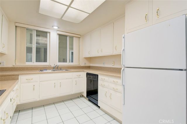 126 Avenida Majorca O, Laguna Woods, CA 92637