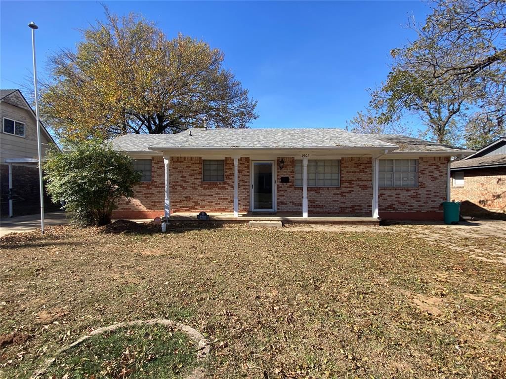 Image 1 of property listing at 1901 Grisso Drive, Seminole, OK 74868
