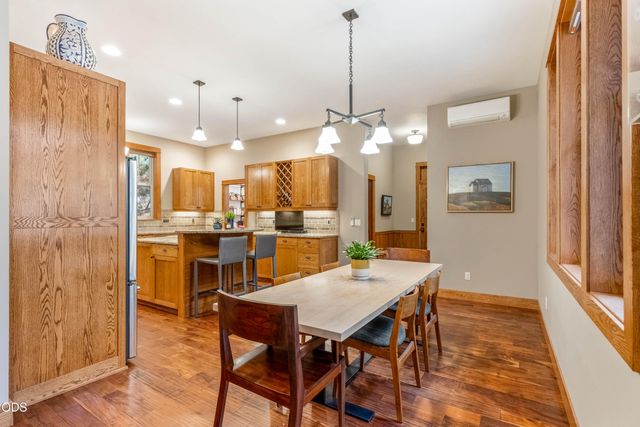 2322 NW High Lakes Loop, Bend, OR 97703