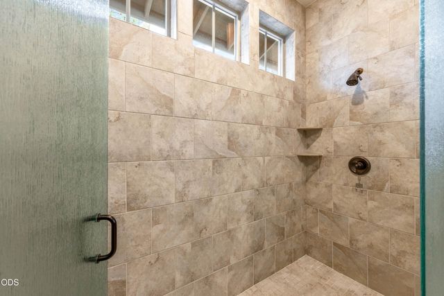 2322 NW High Lakes Loop, Bend, OR 97703