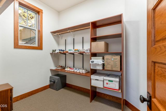 2322 NW High Lakes Loop, Bend, OR 97703