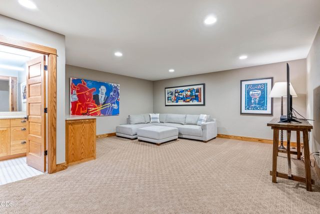 2322 NW High Lakes Loop, Bend, OR 97703