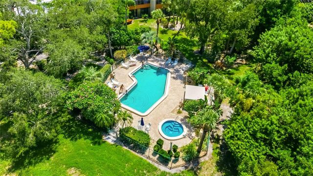 218 PINENEEDLE DRIVE 218, Bradenton, FL 34210