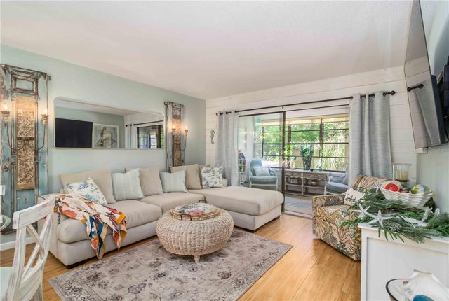 218 PINENEEDLE DRIVE 218, Bradenton, FL 34210