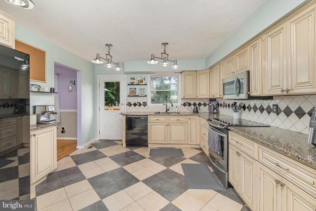 827 VAN DYKE LN, Bel Air, MD 21014