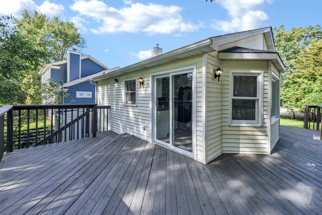 21855 W 4th Street, Lake Villa, IL 60046