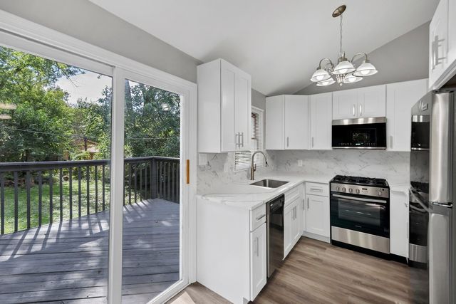 21855 W 4th Street, Lake Villa, IL 60046