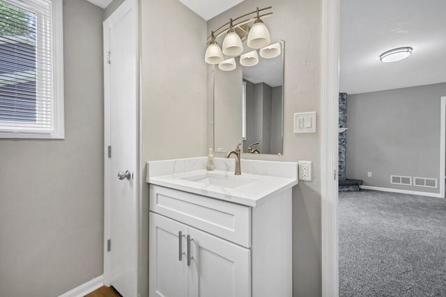 21855 W 4th Street, Lake Villa, IL 60046