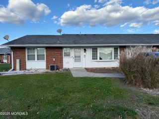 346B Dorchester Drive, Lakewood, NJ 08701