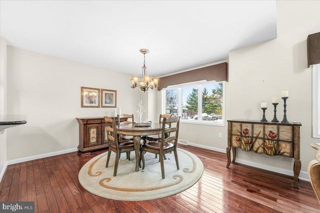 153 FOUNTAIN DR, York, PA 17402