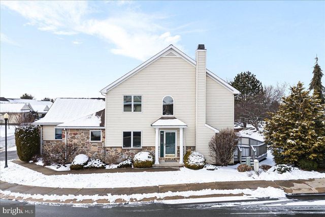 153 FOUNTAIN DR, York, PA 17402