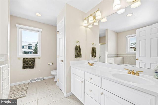 153 FOUNTAIN DR, York, PA 17402