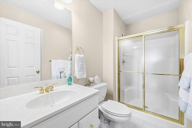 153 FOUNTAIN DR, York, PA 17402