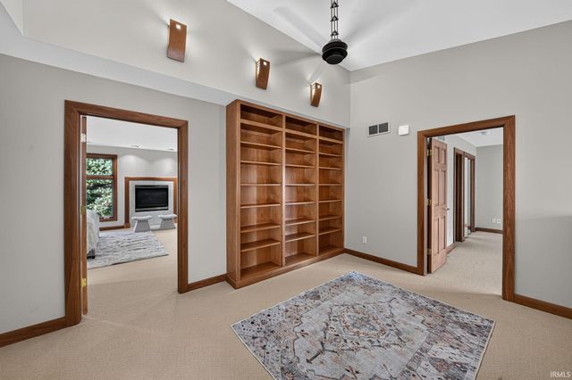 52752 Willow Bend Drive, Granger, IN 46530