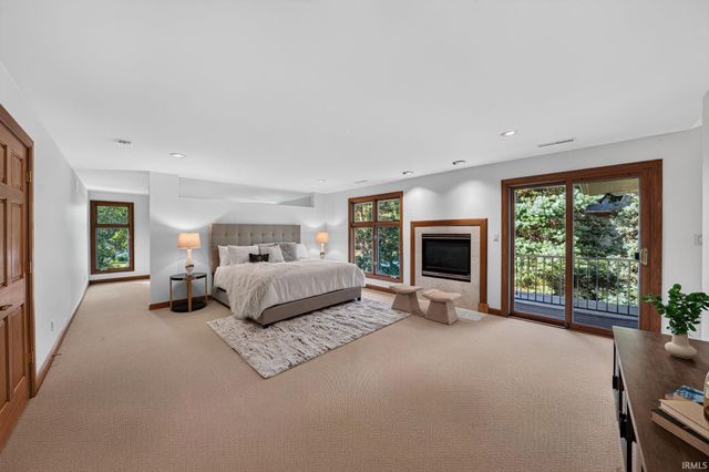 52752 Willow Bend Drive, Granger, IN 46530