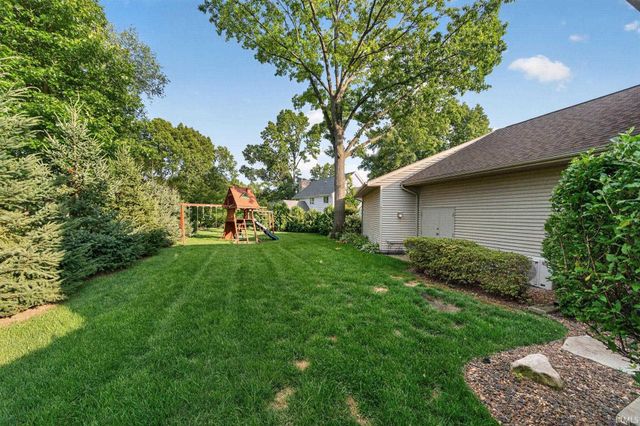 52752 Willow Bend Drive, Granger, IN 46530