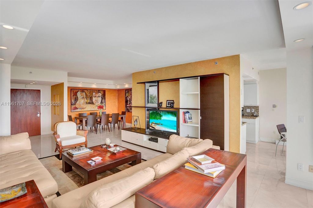 2000 Island Blvd 503, Aventura, FL 33160