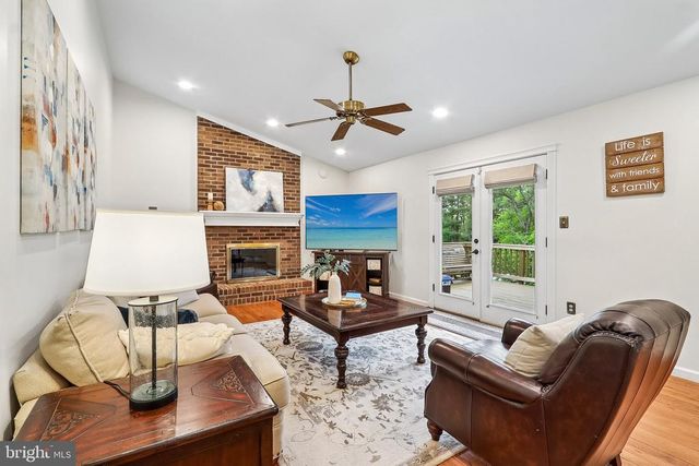 6952 GREAT OAK WAY, Warrenton, VA 20187