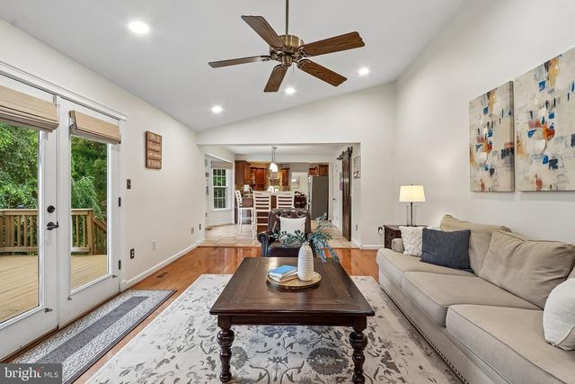 6952 GREAT OAK WAY, Warrenton, VA 20187