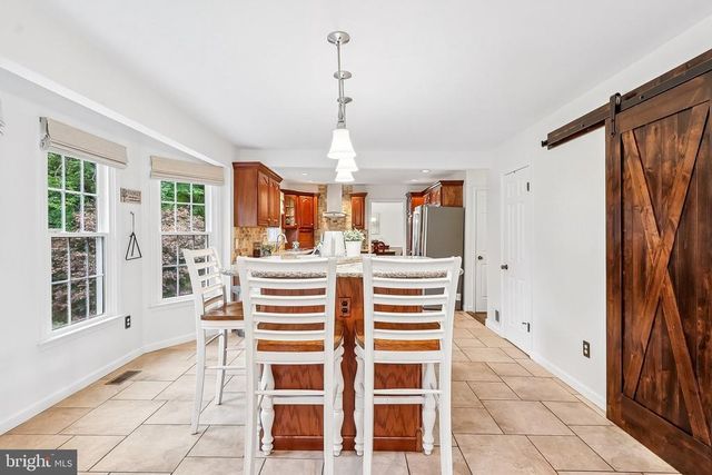 6952 GREAT OAK WAY, Warrenton, VA 20187