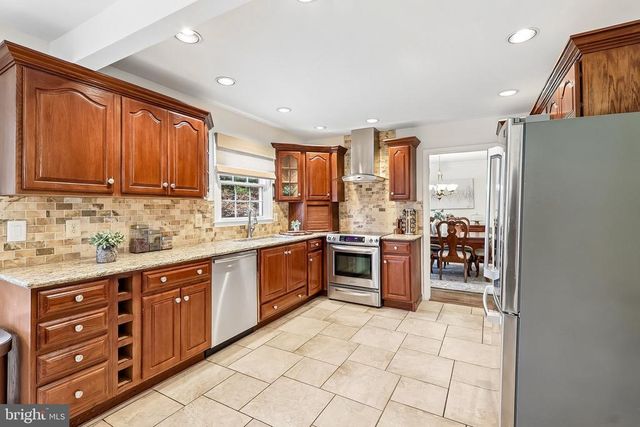 6952 GREAT OAK WAY, Warrenton, VA 20187