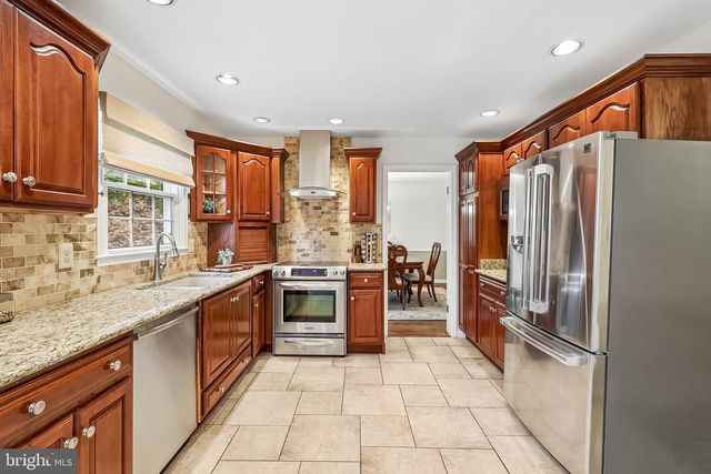 6952 GREAT OAK WAY, Warrenton, VA 20187