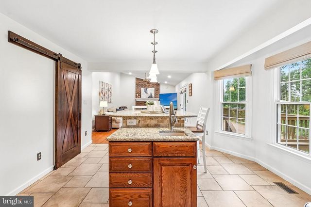 6952 GREAT OAK WAY, Warrenton, VA 20187