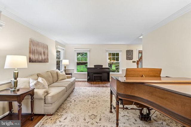 6952 GREAT OAK WAY, Warrenton, VA 20187