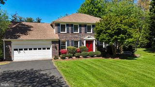 6952 GREAT OAK WAY, Warrenton, VA 20187