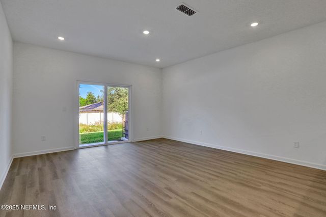 735 SAILOR GROVE Lane, Jacksonville, FL 32221