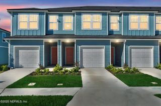 735 SAILOR GROVE Lane, Jacksonville, FL 32221