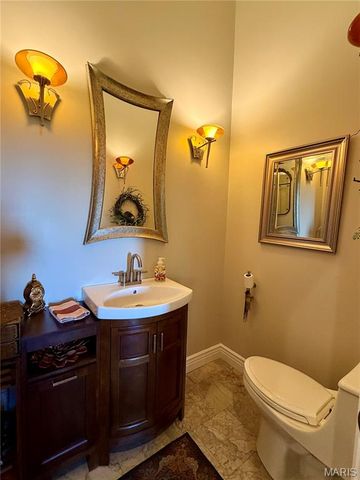 120 El Rancho Drive, Hannibal, MO 63401