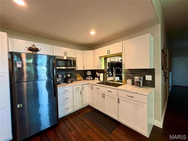 120 El Rancho Drive, Hannibal, MO 63401