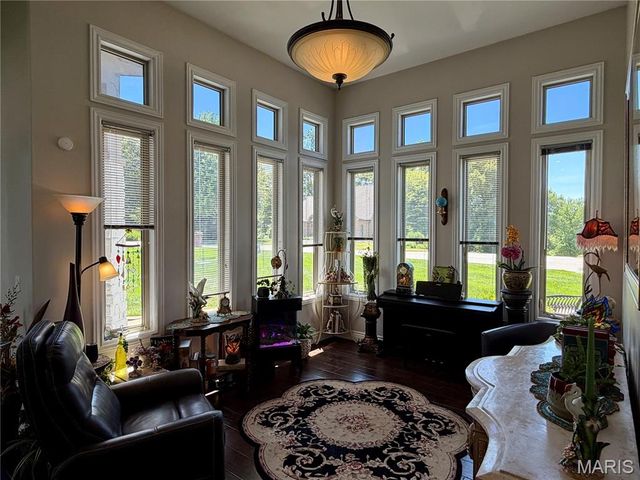 120 El Rancho Drive, Hannibal, MO 63401