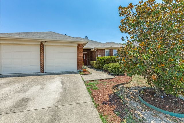 2844 Goldfinch Drive, Mesquite, TX 75181
