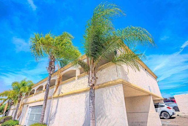 1085 12th St F, Imperial Beach, CA 91932