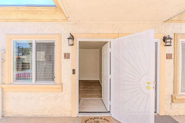 1085 12th St F, Imperial Beach, CA 91932