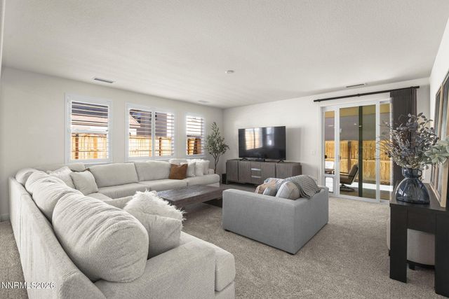 1252 Alfalfa Drive, Sparks, NV 89436