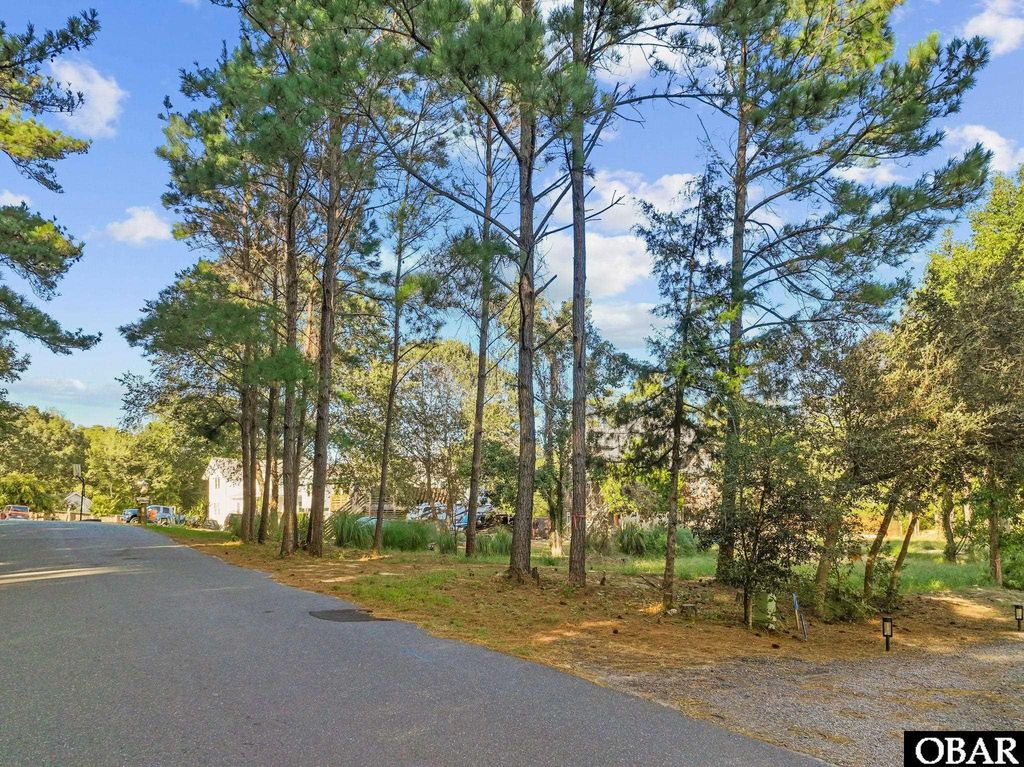 Image 8 of property listing at 4427 Ridge Road Lot 3A, Kitty Hawk, NC 27949
