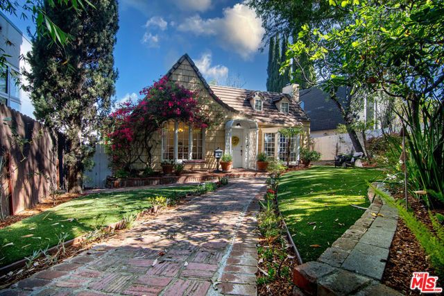 14413 Valley Vista Boulevard, Sherman Oaks, CA 91423