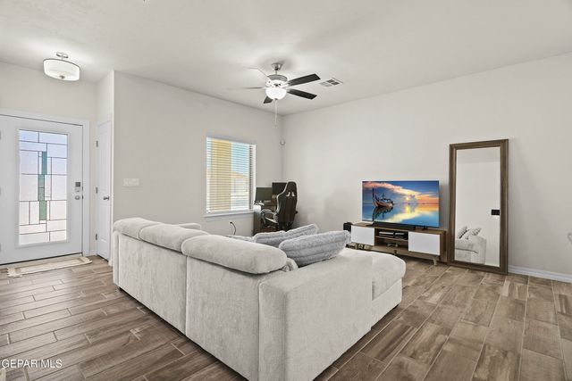 5064 ANDREW JOREL Drive, El Paso, TX 79938
