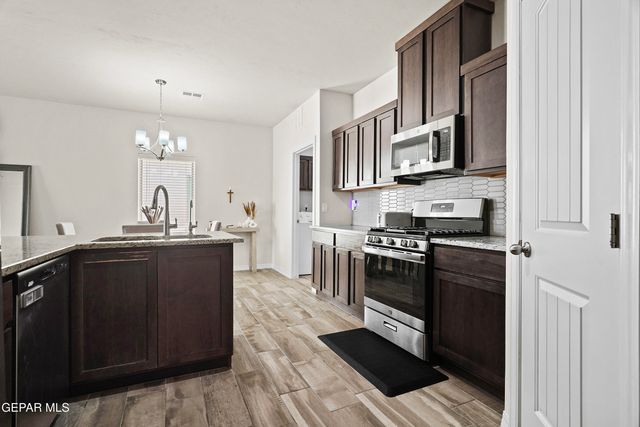 5064 ANDREW JOREL Drive, El Paso, TX 79938
