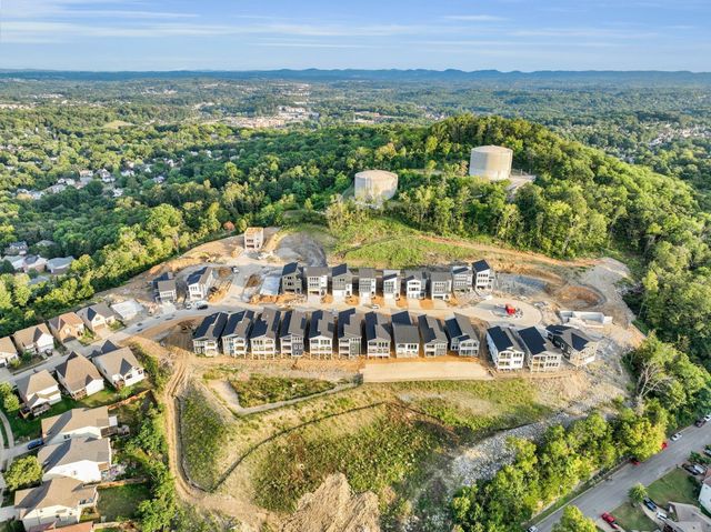 209 Walnutwood Lane, Nashville, TN 37211